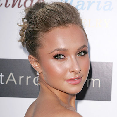 hayden panettiere short hairstyles. hayden panettiere hair 2010.