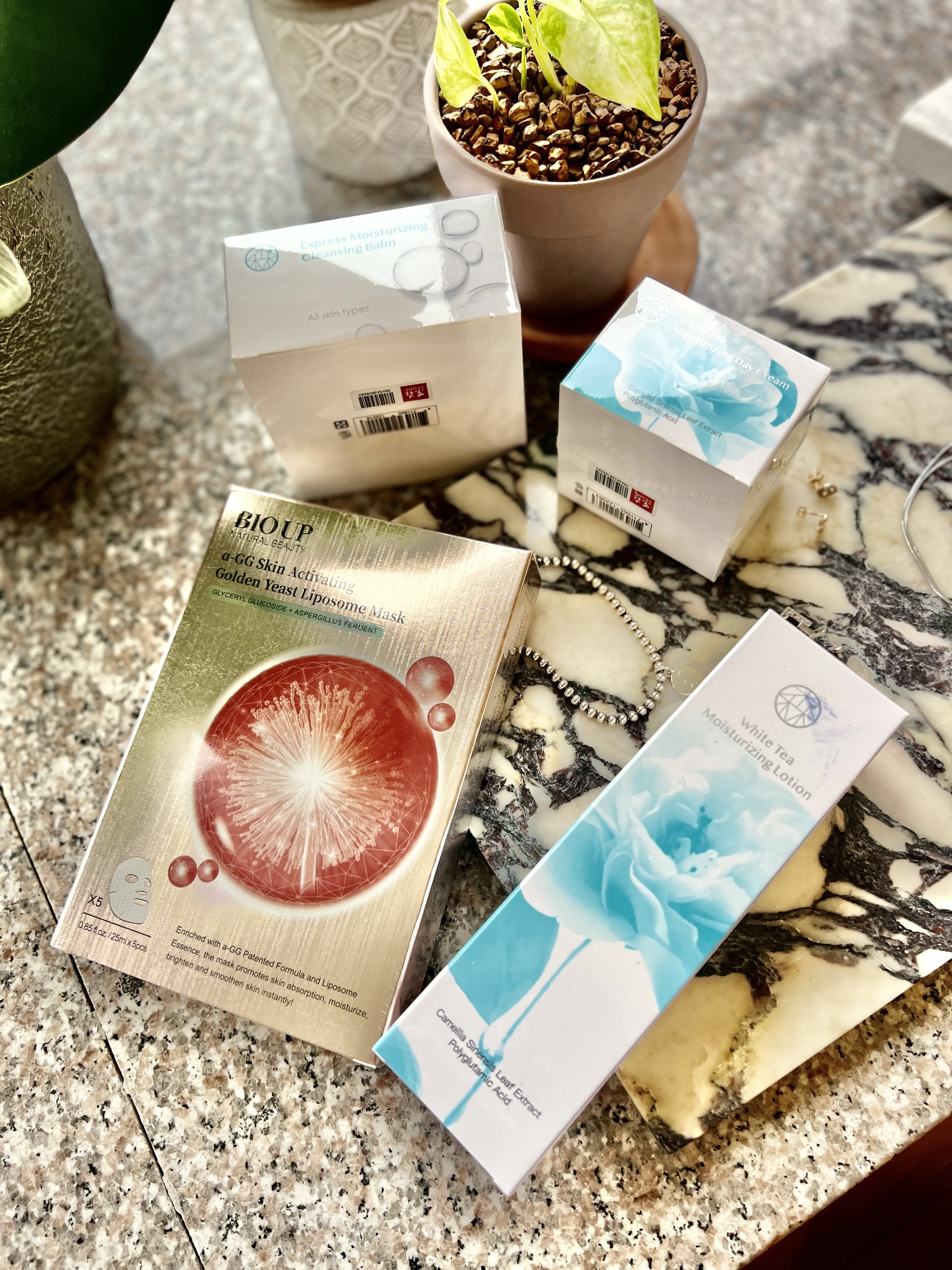 Natural Beauty- White Tea and Mori Beauty Review + 10% off discount code -  fantail flo
