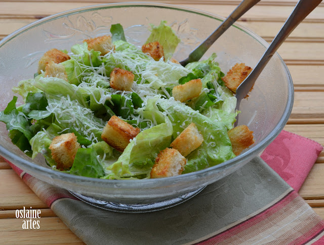 Salada Caesar