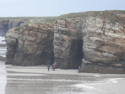 Spain, Cathedrals Beach   by E.V.Pita (2015)  http://evpita.blogspot.com/2015/11/spain-cathedrals-beach-playa-de-las.html   Playa de las Catedrales (Ribadeo)  por E.V.Pita (2015)   Praia das Catedrais (Ribadeo)