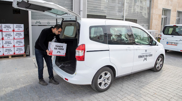 Mersin Büyükşehir, 2 Bin Depremzede Aileye Gıda Kolisi Ulaştırdı