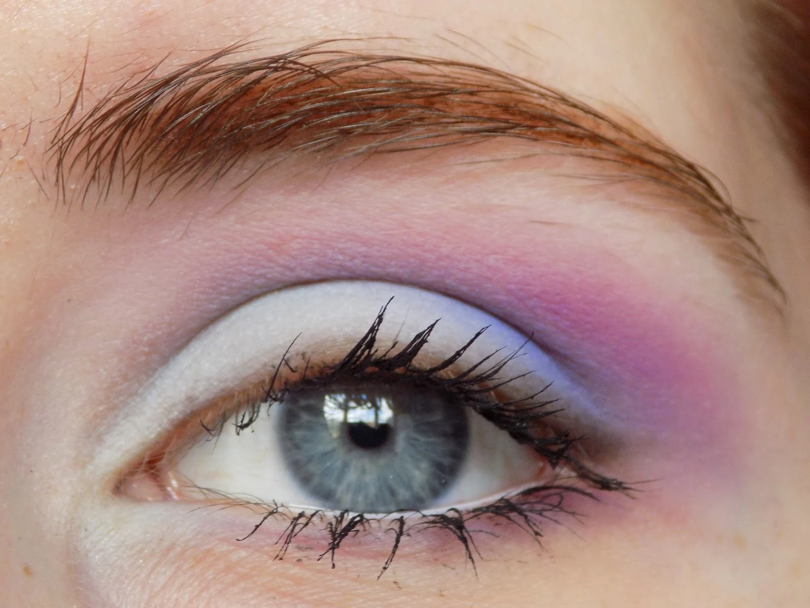 Skin And Shadows Pastel Bubblegum Makeup Tutorial