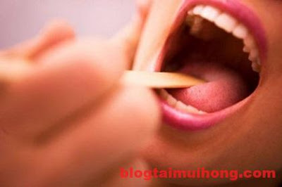 Tự chữa viêm amidan tại nhà nên hay không nên