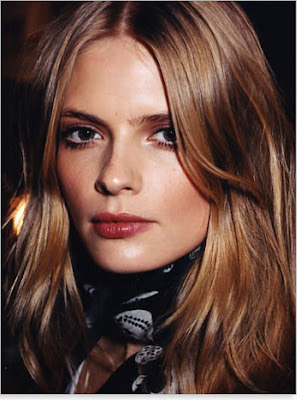 Layered hair style on fine hair. medium layered hairstyle