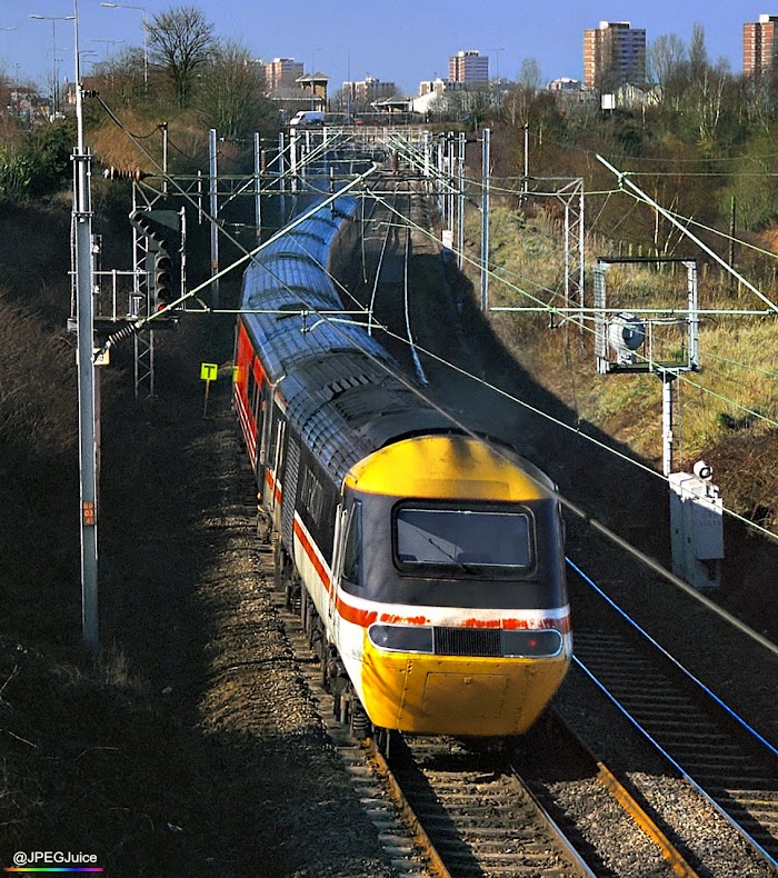 43166 in InterCity livery