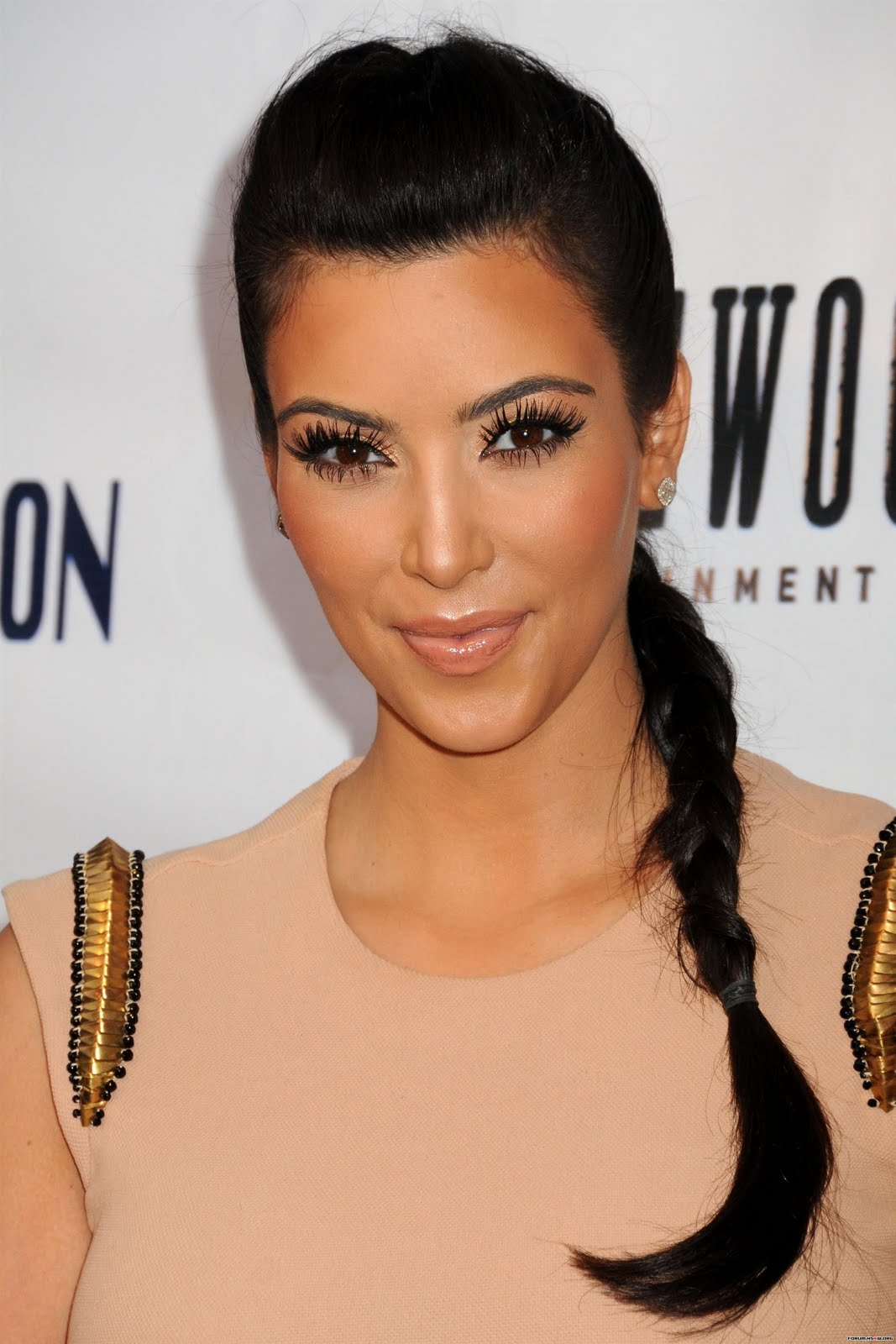 kardashian haircuts 2011