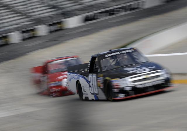 Nelsinho Piquet chega ao 1º Top 10 no ano na Truck Series