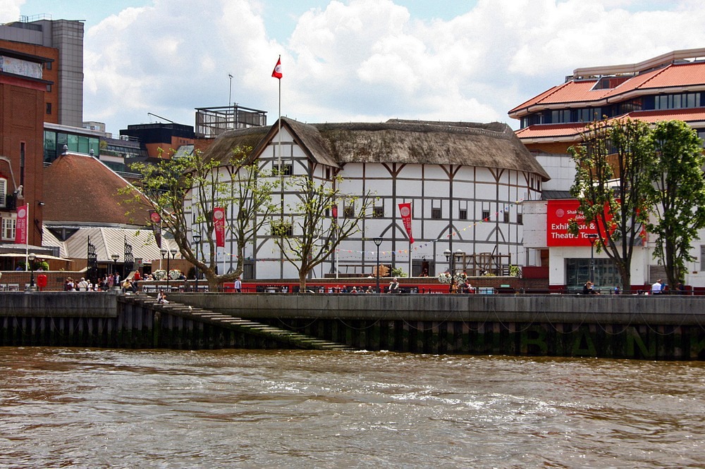shakespeares-globe-5