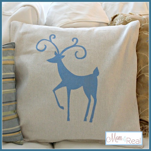 reindeerdropclothpillowfreezerpaperstenciltutorial
