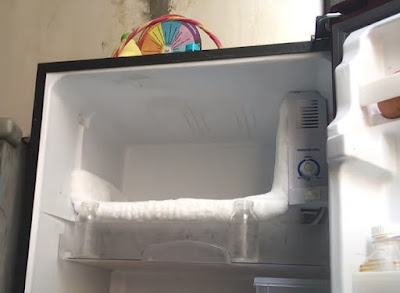 Cara Membersihkan Bunga Es di Kulkas dengan Aman dan Efektif