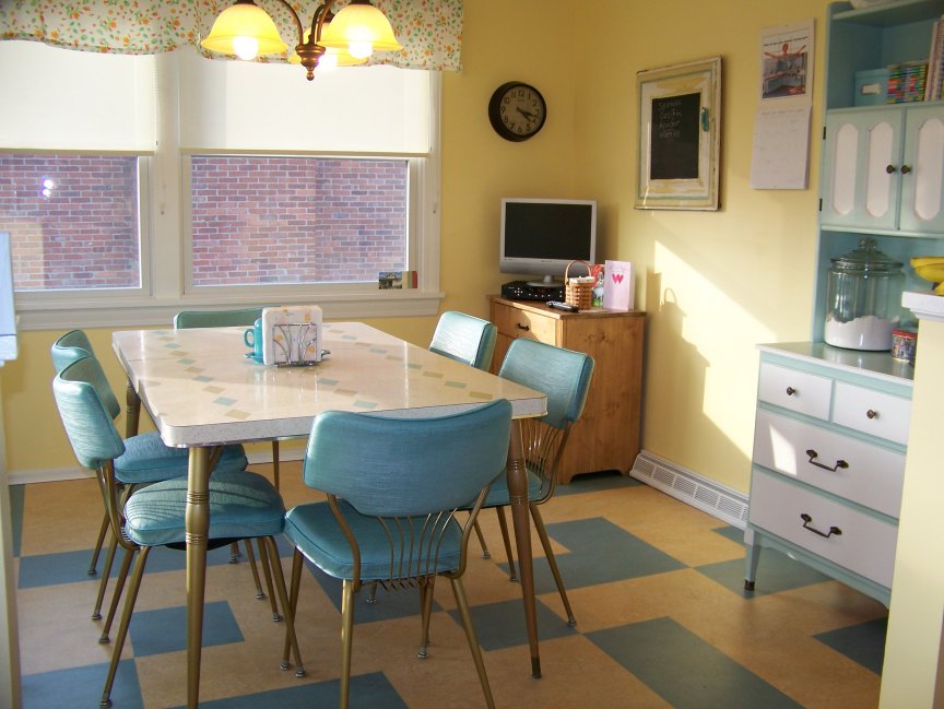 Hugs and Keepsakes VINTAGE  RETRO  KITCHEN  RE DO