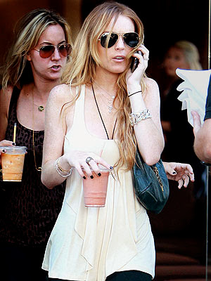 So, is Lindsay Lohan heading toward anorexia again?