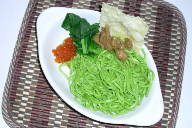 Resep Mie Hijau Sayuran, Cara Membuat Mie Hijau Sayuran