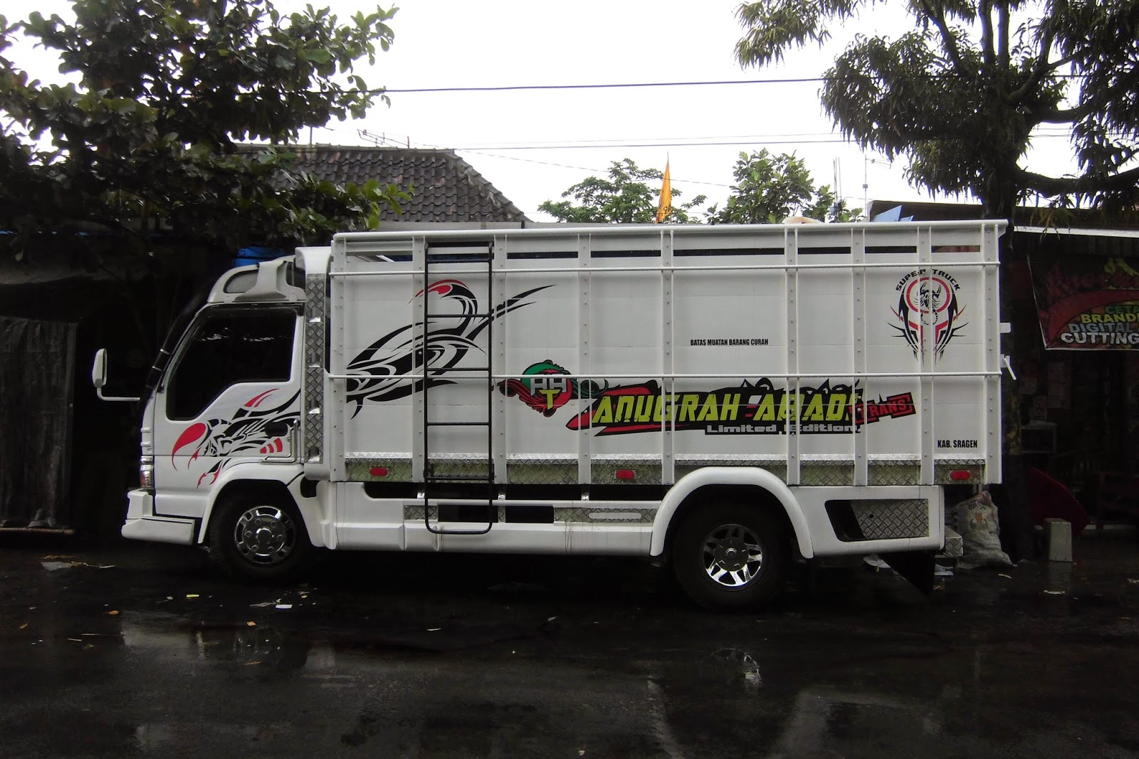 Variasi Mobil  Truk  Isuzu  Terbaru  Sobat Modifikasi 