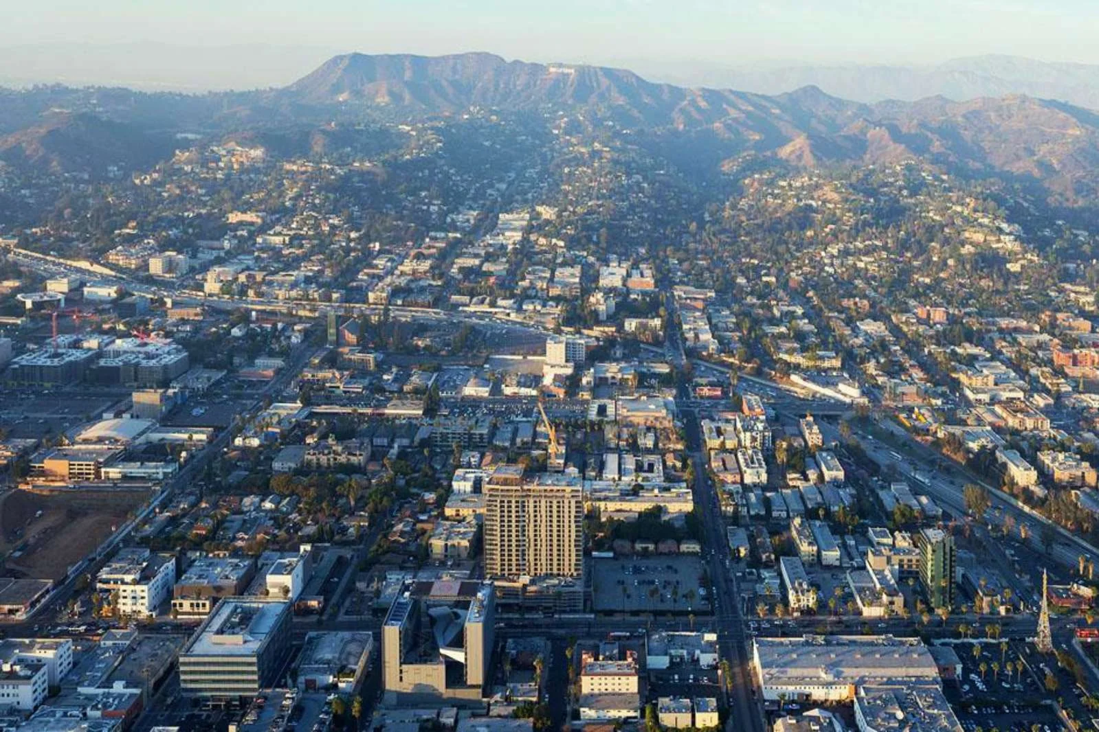 Open Emerson College Los Angeles by Morphosis Architects