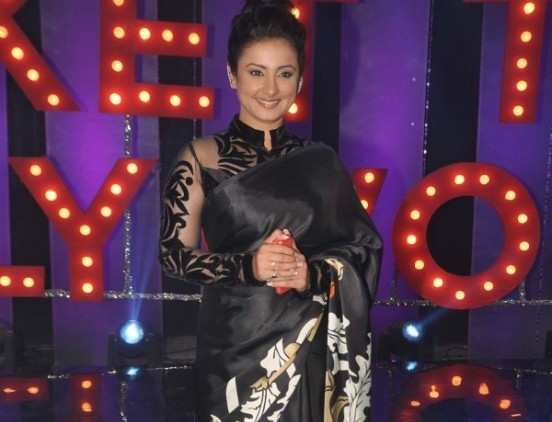 Divya Dutta in Designer Black Saree with Net Blouse