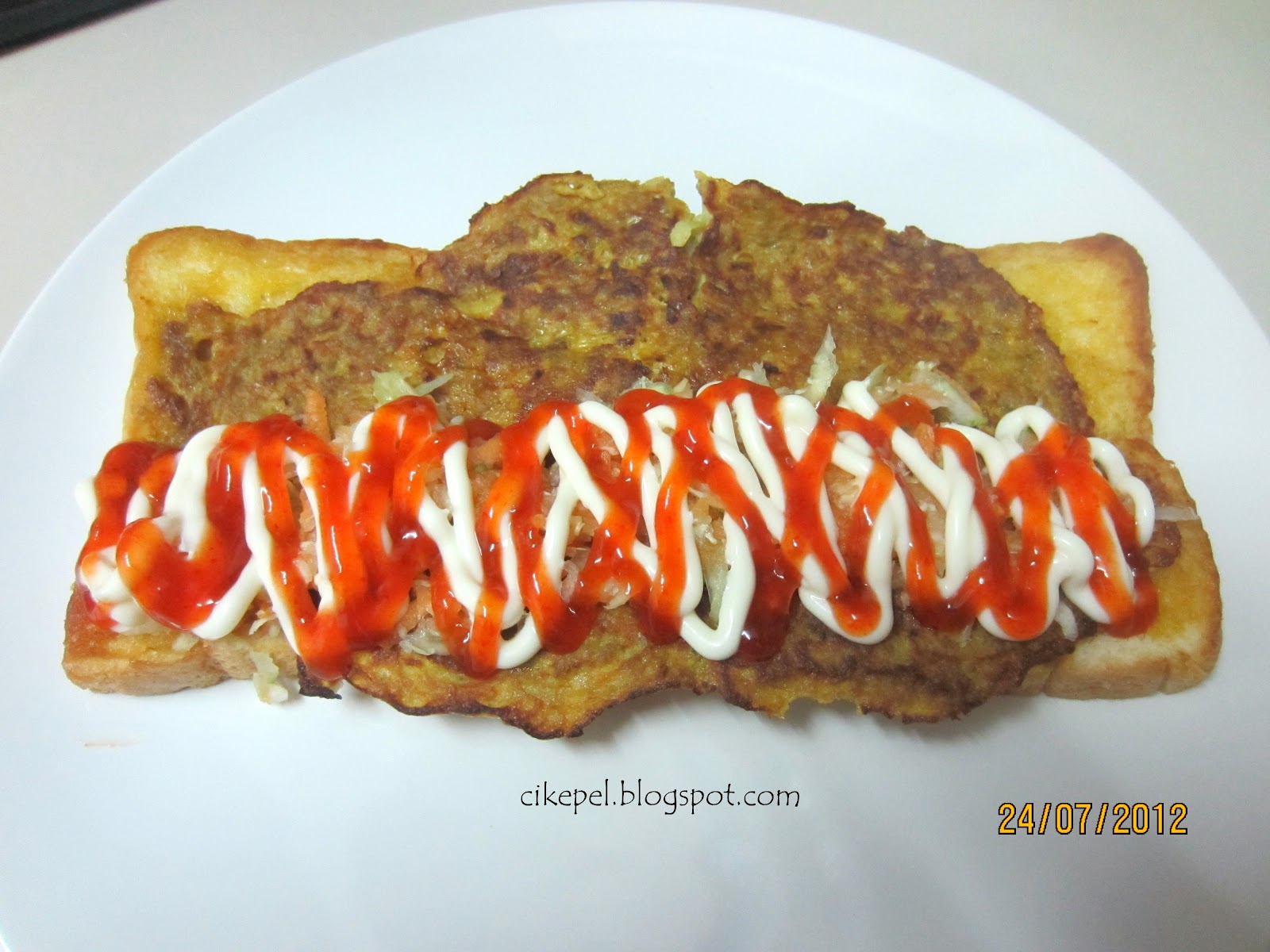 Keluarga & Resepi: ^_^: Roti John