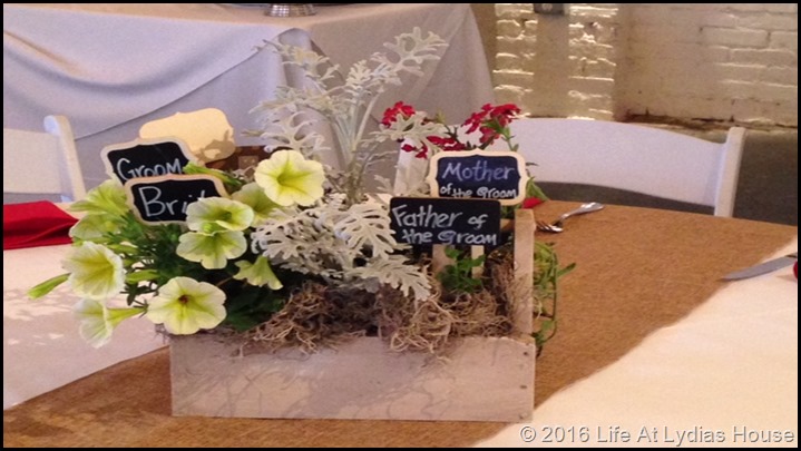 tool caddy with flowers 2