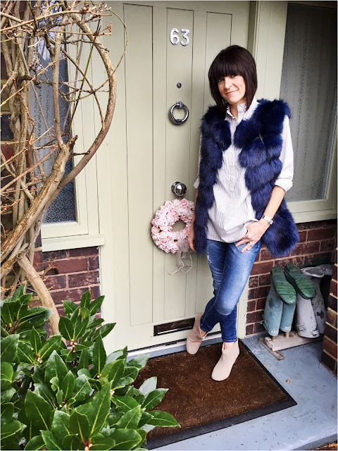 My Midlife Fashion, Zara skinny jeans, hudson Kiver ankle boots, faux fur gilet, stripes, H and m ruffled striped blouse