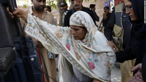 pakistani woman burns daughter alive