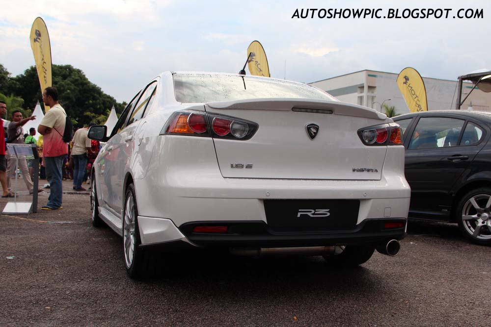 Proton Inspira R3 rear view