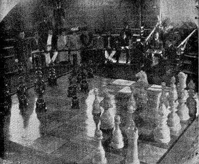Tablero de ajedrez gigante en el Sportsmen’s Club en 1904