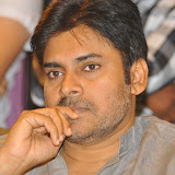 Pawan_kalyan_at_basanthi_audio_launch37