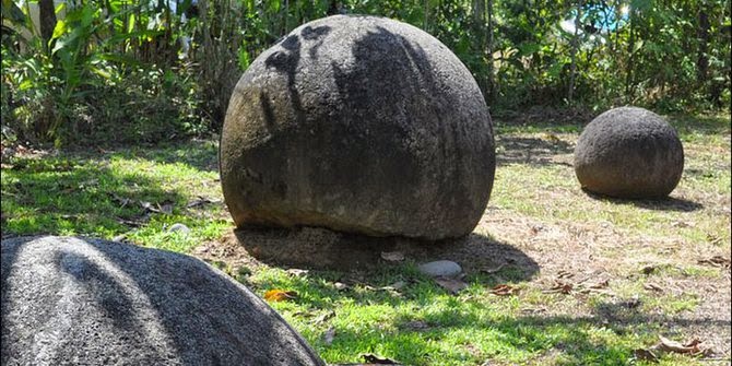 Batu Bertuah Yang Jadi Tempat Wisata