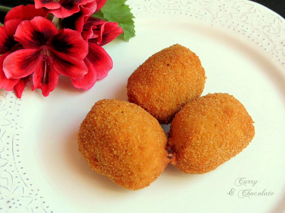 Croquetas de salmorejo – Salmorejo croquettes