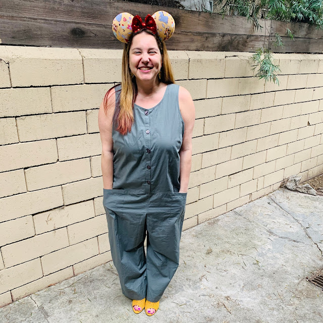 Disney, Disney fashion, #DisneyStyle, #MinnieStyle, Minnie ears, #EarsOutsidetheParks, fashion challenge, Disney fashion challenge, Disney bound, Disney bounding, Eeyore, Winnie the Pooh