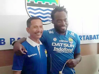 Michael Essien Resmi Gabung Persib Bandung