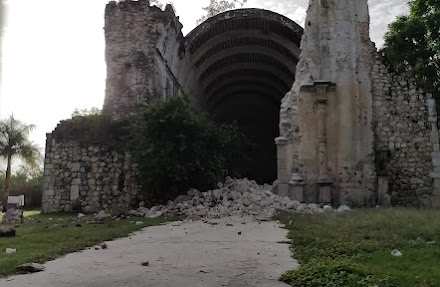 Ladrones se llevan dinero de la limosna en iglesia de Tihosuco, con todo y alcancía