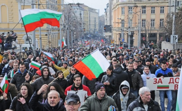 Протестите в София
