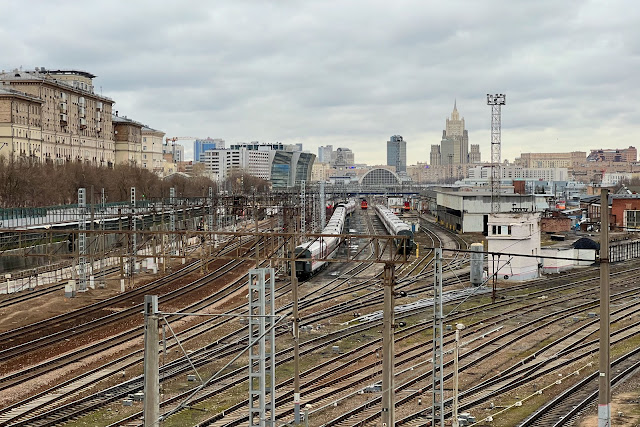 вид с Киевского путепровода, железнодорожная станция Москва-Пассажирская-Киевская