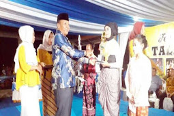 La Hudia Usman Tutup Festival Budaya Taliabu 2018