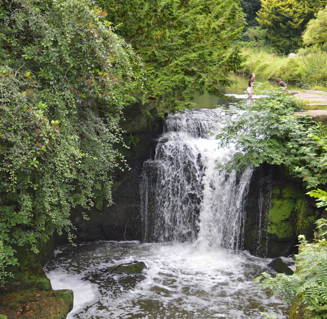 11 Fun Date Ideas in Newcastle Upon Tyne - Jesmond Dene Waterfall