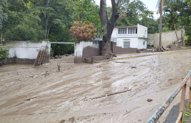 MADURO CONFIRMA TRES FALLECIDOS POR INUNDACIONES EN EL CASTAÑO