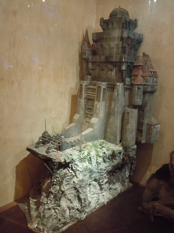 Bram Stokers Dracula castle miniature