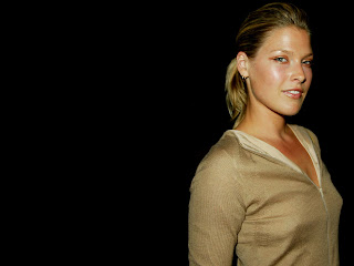 Free non watermarked wallpapers of Ali Larter at Fullwalls.blogspot.com