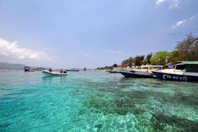 wisata lombok, pantai, wisata alam, pantai perawan, objek wisata, pulau lombok, pasir putih, air jernih, pantai asri,
