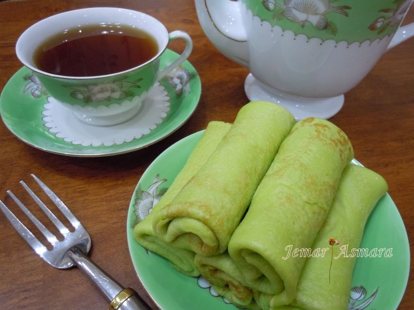 JeMaRi AsMaRa: KUIH KETAYAP/ KUIH GULUNG