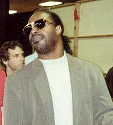 stevie wonder with glasses off