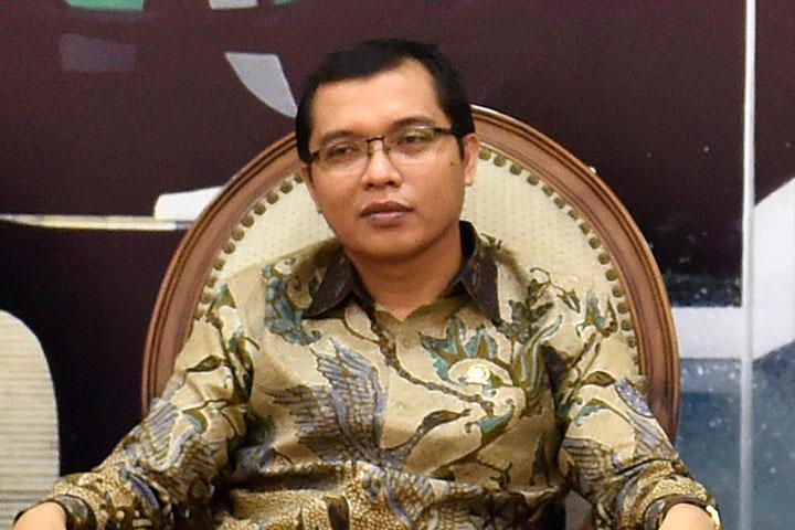 PPP: Kalau Jokowi Otoriter, Kenapa Amien Rais Bebas Berteriak? naviri.org, Naviri Magazine, naviri majalah, naviri