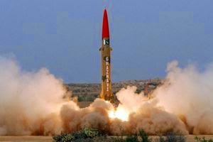 Iran: AS dan Eropa Harus Hancurkan Senjata Nuklir Mereka