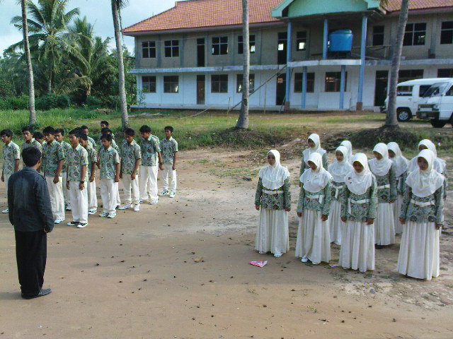 Diklat Lapangan OSIS 2012 SMK Bustanul Ulum - SMK Bustanul Ulum