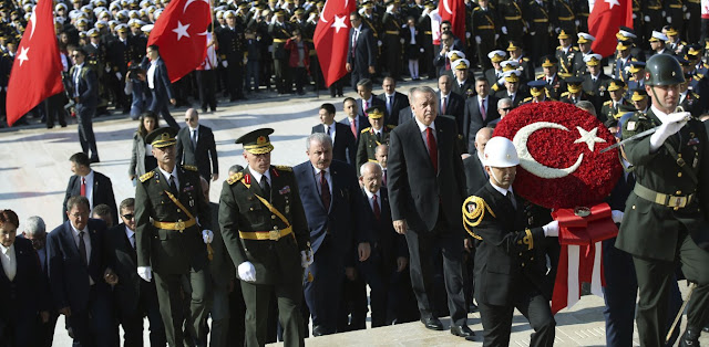 Ο Ερντογάν στις πύλες της Ευρώπης - «Απειλεί» από Ανδαλουσία έως και Βιέννη