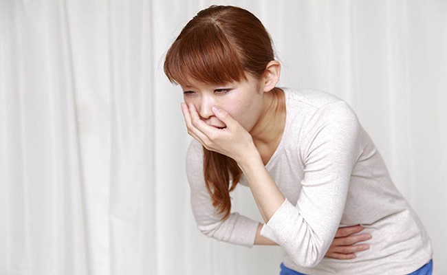 Triệu chứng đau thượng vị dạ dày cảnh báo bệnh gì?