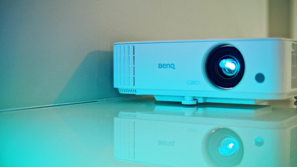 Der BenQ Home Entertainment Projektor TH685 | Ein Gaming Beamer im Outdoor-Einsatz