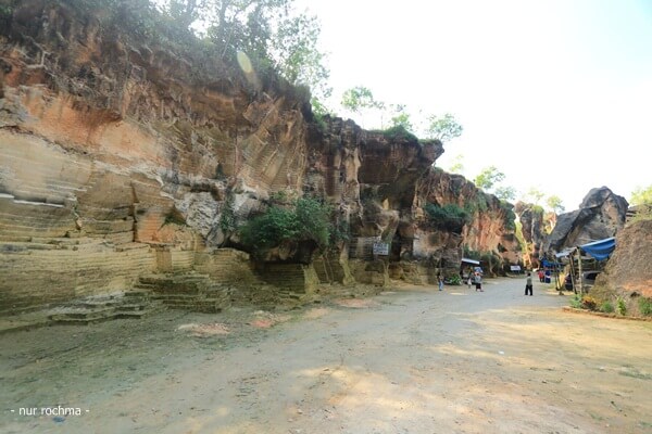 bukit kapur arosbaya