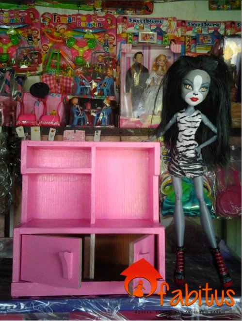 Perabotan Rumah Barbie "Lemari Dapur Kecil"  FABITUS 